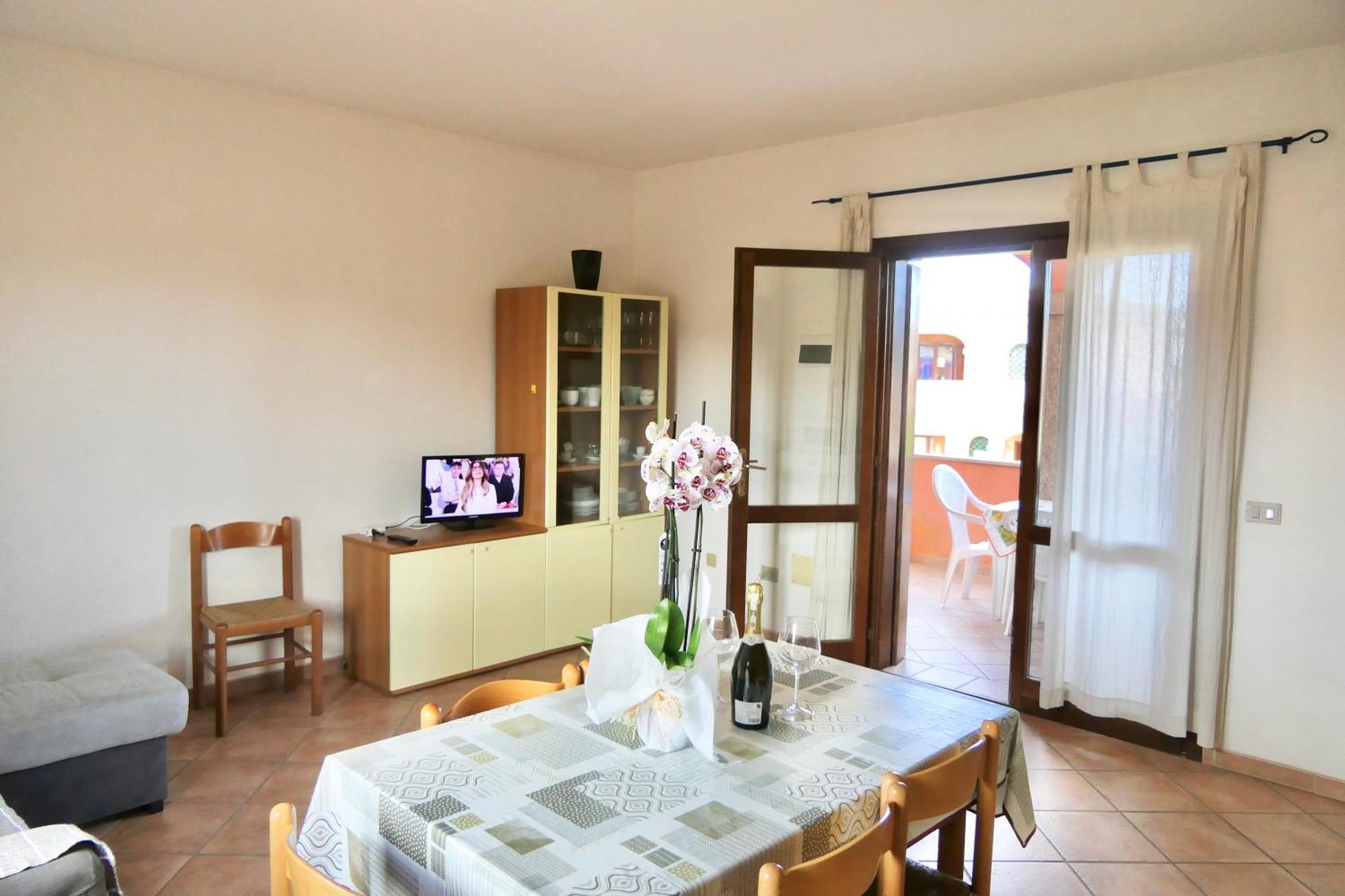 Iss Travel, La Ginestra - 2-Bedroom Apartment With Terrace And View Over Tavolara Island San Teodoro  Exteriör bild